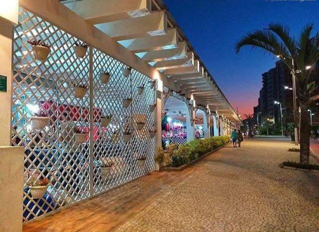 Casa Maravilhosa E Ampla Pe Na Areia Com Piscina, Area Gourmet Com Churrasqueira Em Deck Coberto Frente A Piscina, 4 Quartos Confortaveis E Espacosos, Sendo 2 Suites, Cozinha Americana E Sala De Jantar, Ampla Garagem Para 6 Carros - Mercado Na Rua Da Прая-Гранди Экстерьер фото